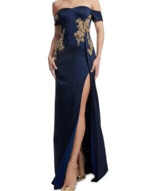 Dress the Population | Dresses | Dress The Population Sandra Vneck Gown |  Poshmark